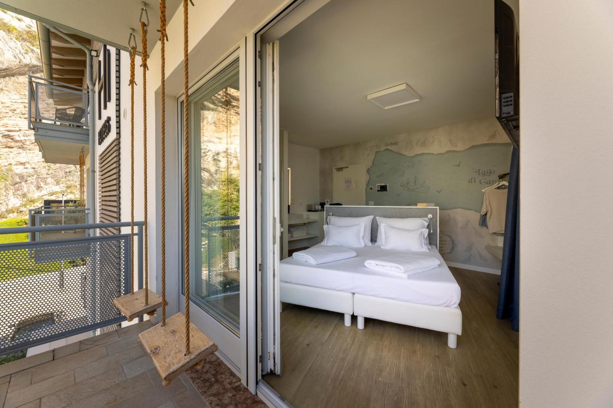 Hi Hotels Torbole - Pool & Spa Torbole Sul Garda Exterior photo