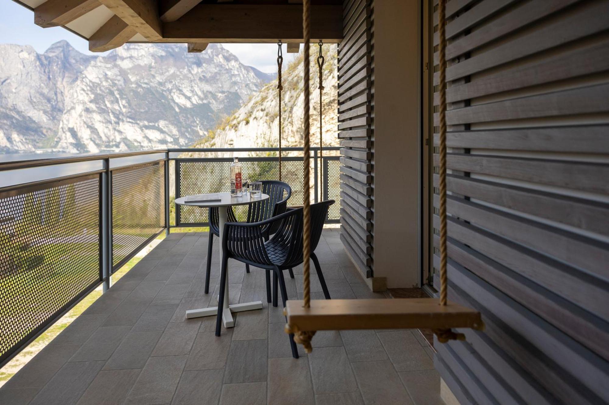 Hi Hotels Torbole - Pool & Spa Torbole Sul Garda Exterior photo